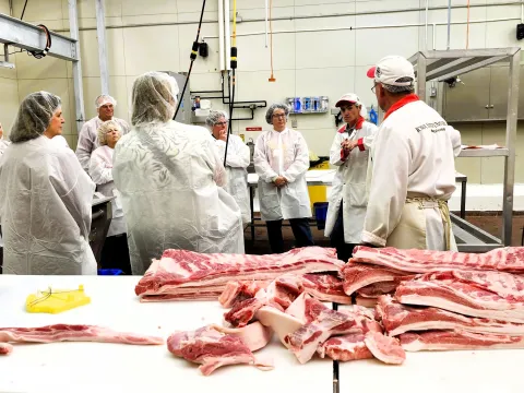 Tour of the ISU Meat Lab